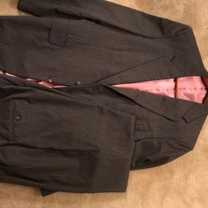 multi color pin stripe suit. 42 regular 32x32pants